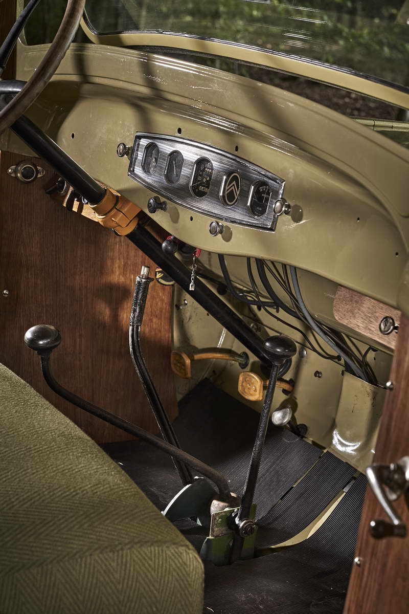 Citroen Kegresse Halbkettenfahrzeug